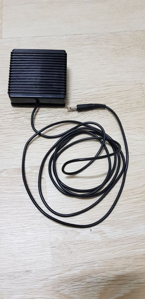 미츠토요 디지털 버니어캘리퍼스300m (CD-30C) 이미지