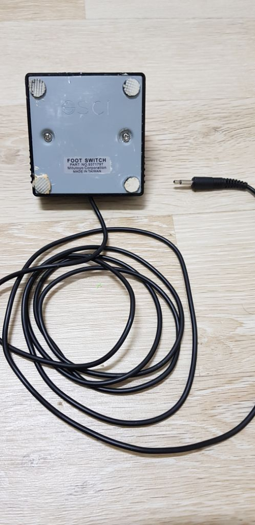 미츠토요 디지털 버니어캘리퍼스300m (CD-30C) 이미지