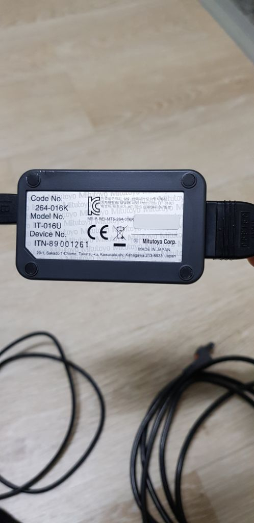 미츠토요 디지털 버니어캘리퍼스300m (CD-30C) 이미지