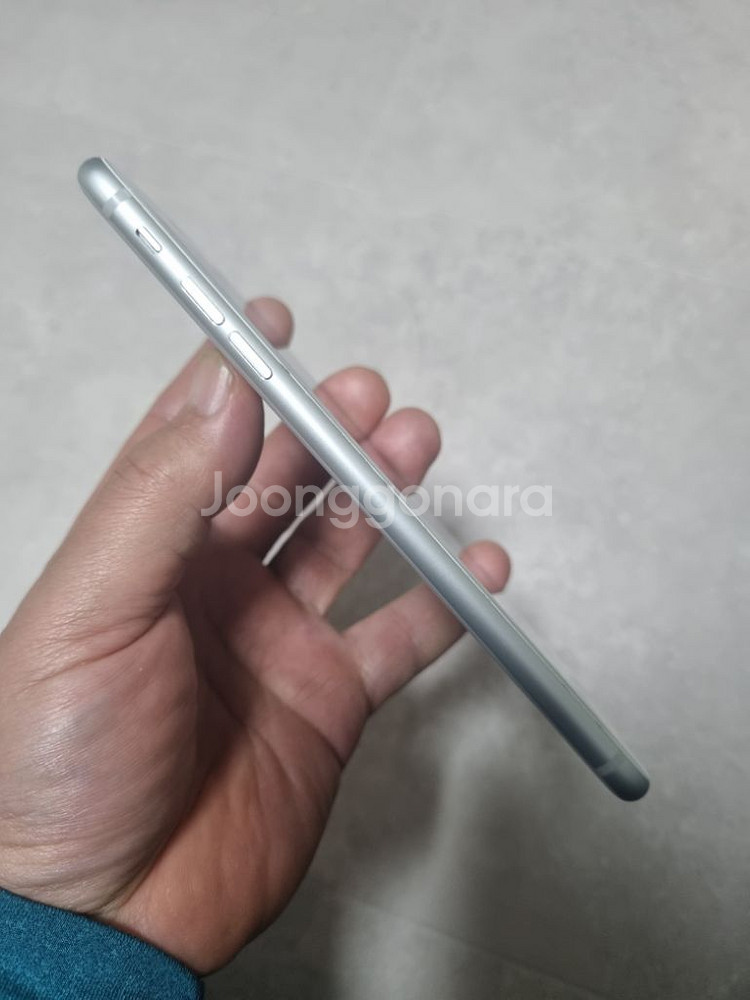 아이폰8 플러스 64gb--4