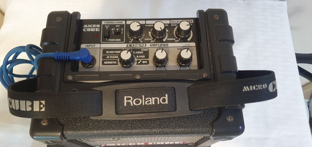롤랜드 마이크로 큐브 micro cube n225 앰프 이미지