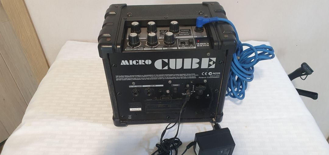 롤랜드 마이크로 큐브 micro cube n225 앰프 이미지
