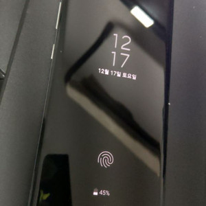 노트10+ 팝니다.