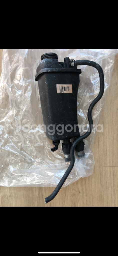 BMW E39 5시리즈 보조 물통--0