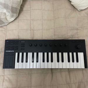 NI komplete kontrol m32 풀박스