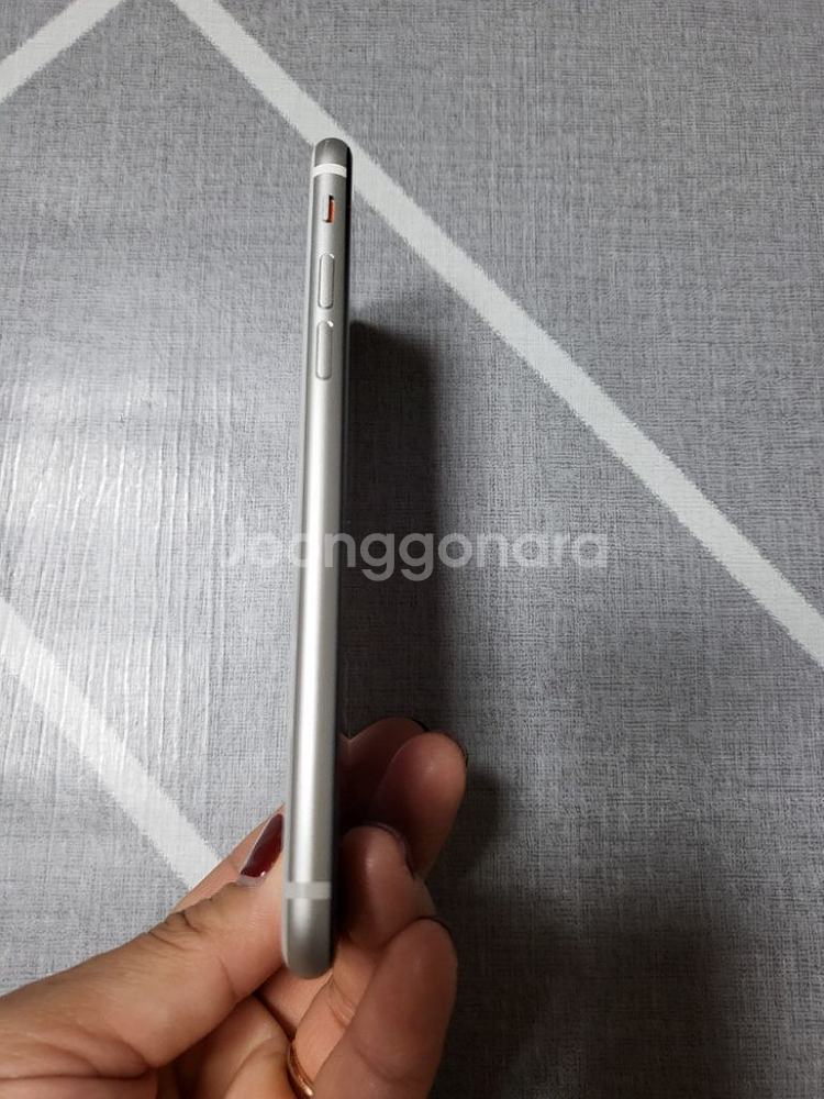 아59)아이폰se2 128기가 화이트 상태굿!--7