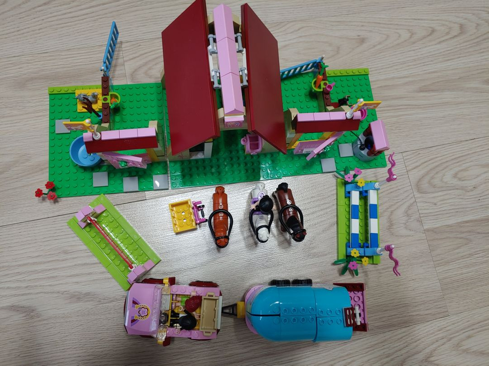 레고프렌즈 팔아요--1