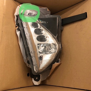 토요타 프리우스 4세대 운전석쪽 안개등