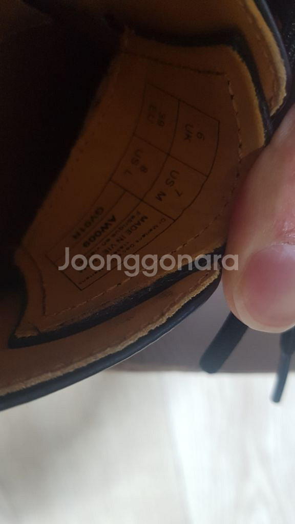 닥터마틴 1461 스무스 신품급 uk6 250--5
