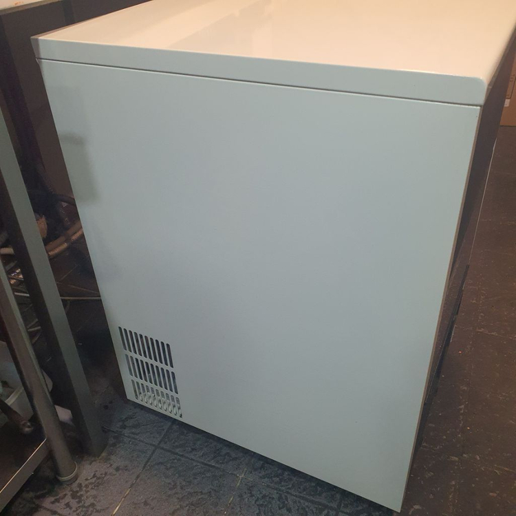 네스프레소 아길라 업소용커피머신 이미지