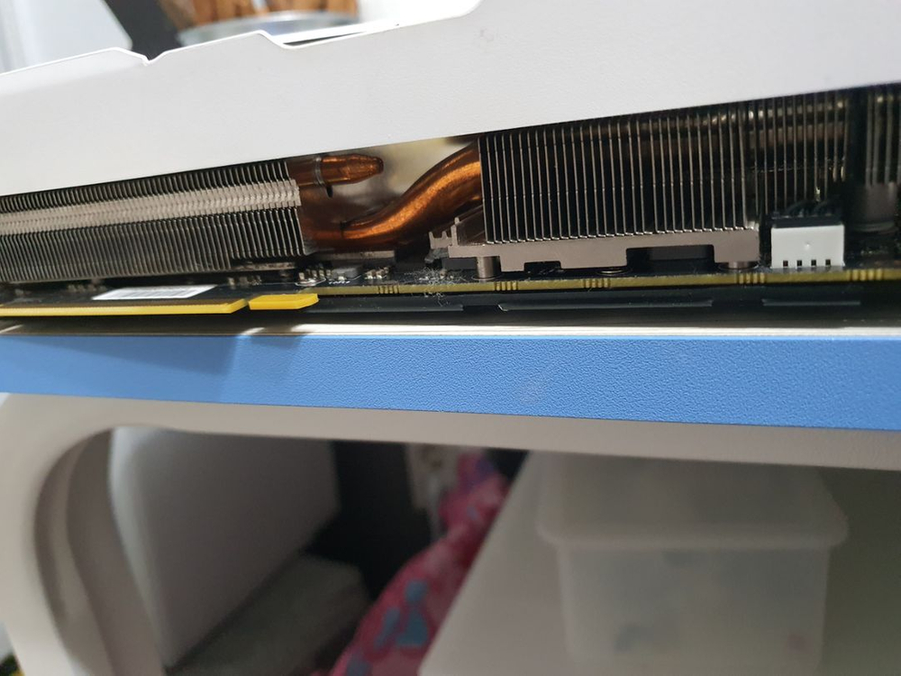 이엠텍 1080ti super 제트스트림 11G 팝니다--4