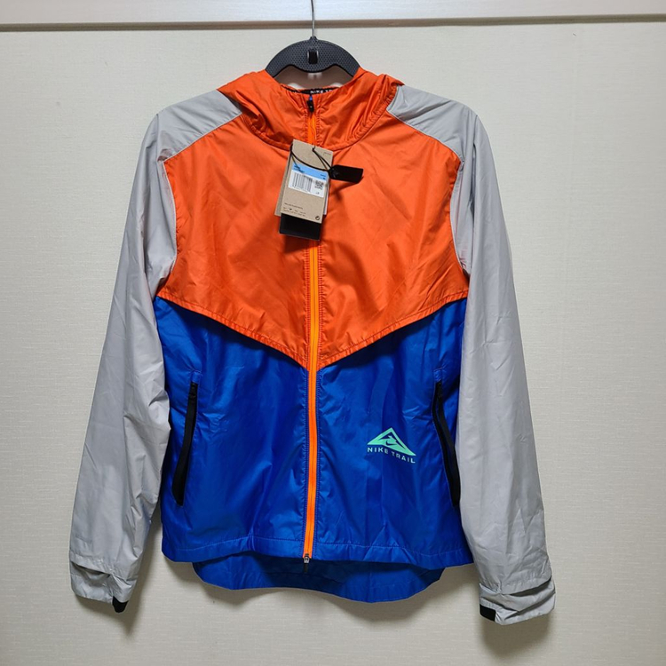 (새상품) 나이키윈드러너 남성 바람막이 자켓 M사이즈--6