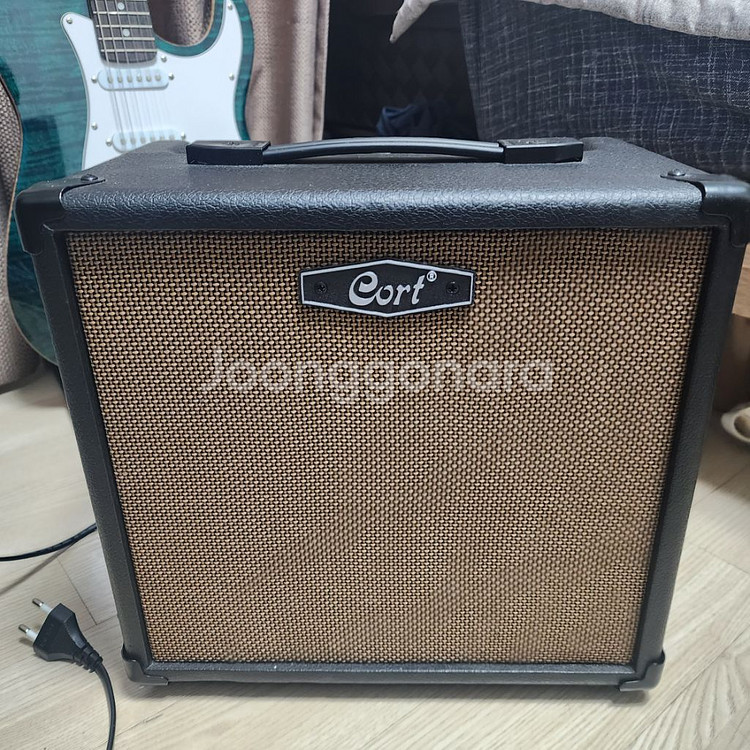 콜트 cm15g 일렉기타 엠프팝니다--0