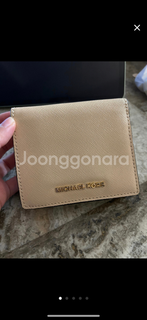 마이클코어스 반지갑 베이지--0