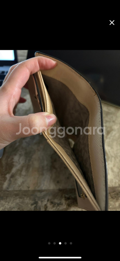 마이클코어스 반지갑 베이지--3