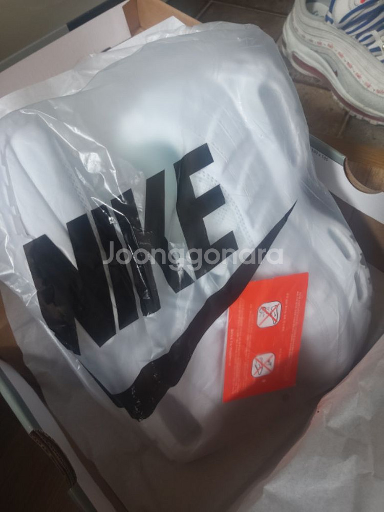 맥스95 올빽 흰색 240 팝니다--4