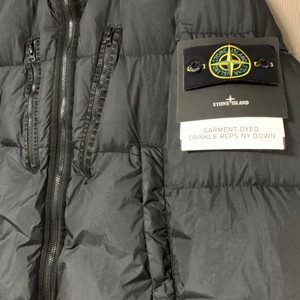 21fw 스톤아일랜드 가먼트다이드 크링클랩스 논후드 L