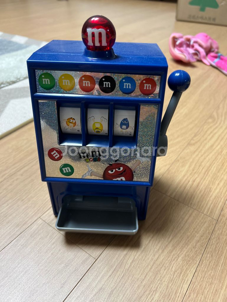 엠엔엠즈 디스펜서 (m&m 장난감) 인테리어 1--1