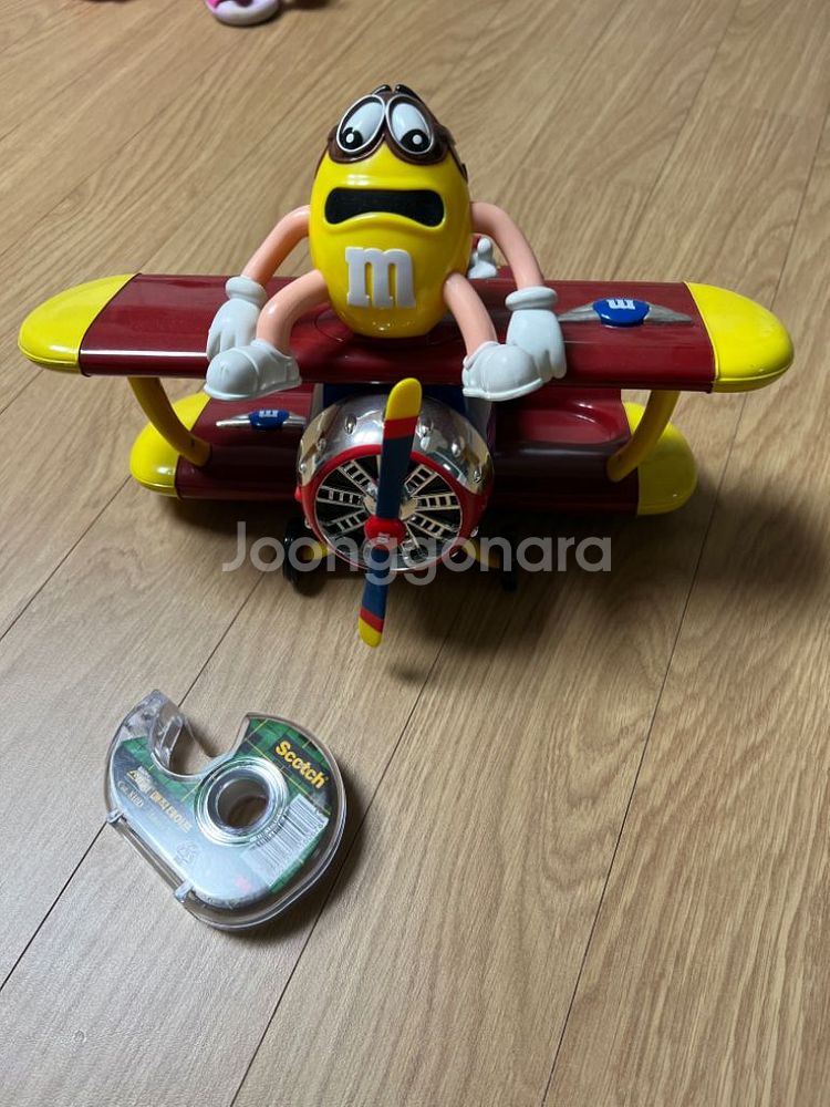 엠엔엠즈 디스펜서(m&m 장난감) 인테리어--1