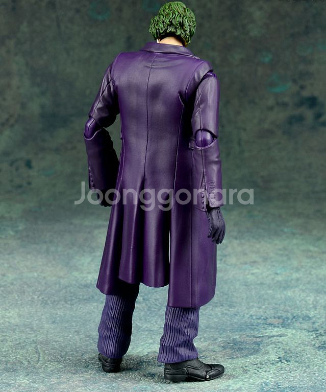 다크나이트 조커 피규어(MAFEX)--3