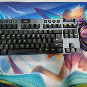 로지텍 g913tkl 블랙 클릭키 팝니다.