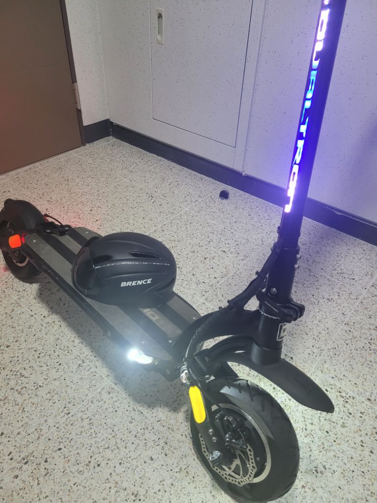 미니모터스 듀얼트론 이글 전동 킥보드 (헬멧 포함) | 중고나라 - 안심되는 중고거래