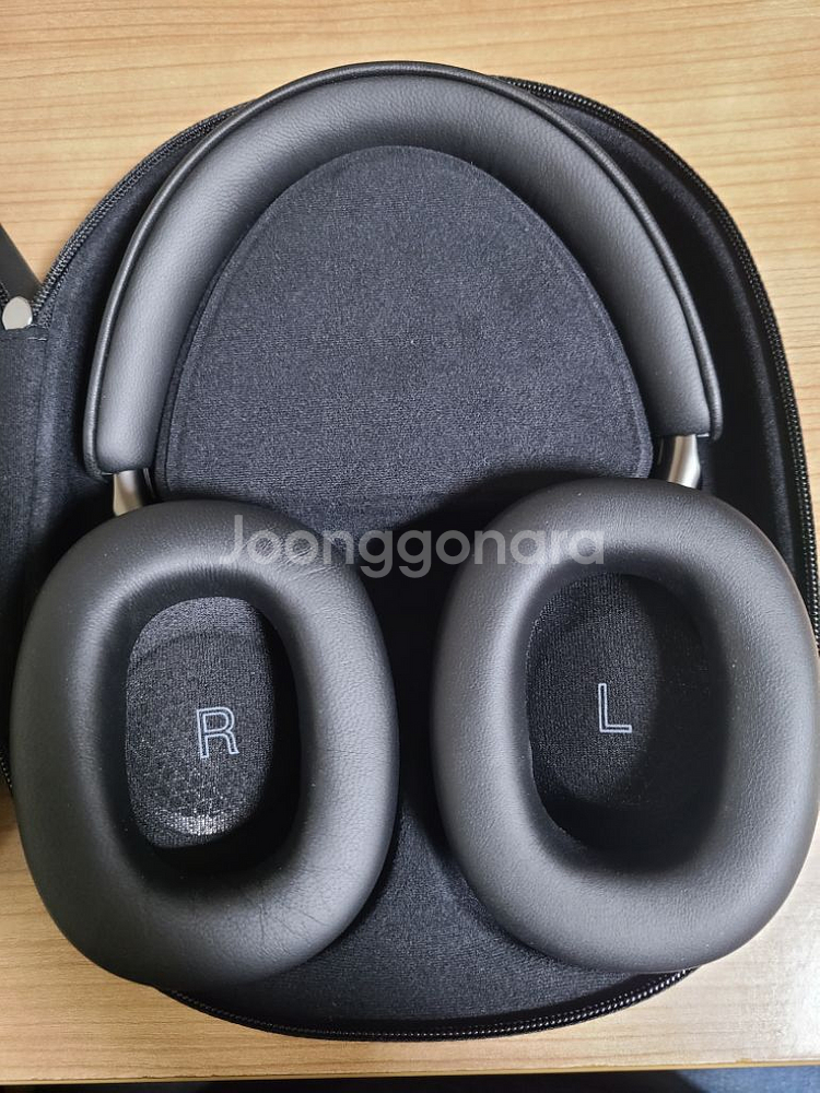 B&W PX8 무선 헤드폰--4