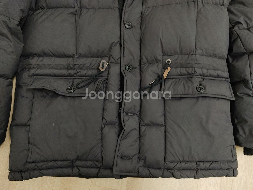 아웃스탠딩 카라코람 블랙 L 사이즈 판매합니다.--1