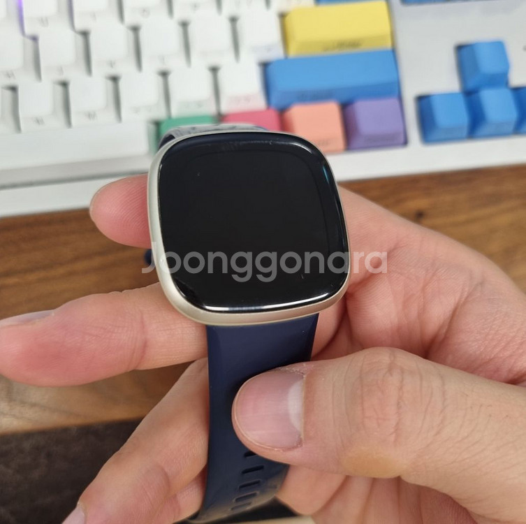 fitbit versa3 핏빗 스마트워치 판매--1
