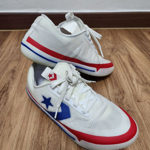 컨버스 농구화(올스타 프로BB 로우 흰빨파 270)