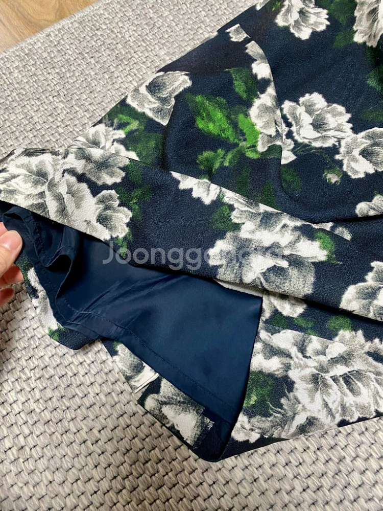 아이잗컬렉션 민소매 원피스 (55)--3