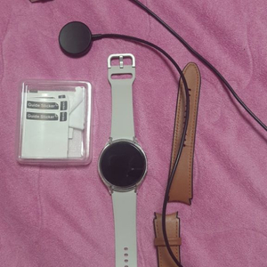 갤럭시워치4 44mm 상태좋아요