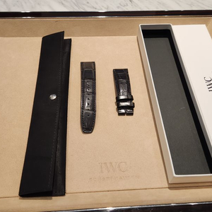 IWC 블랙 엘리게이터 레더 스트랩(정품)