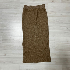 니트 옆트임 치마