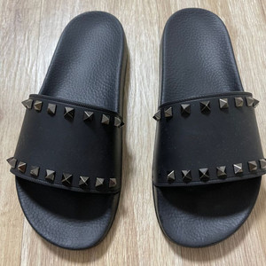 발렌티노 슬리퍼 블랙