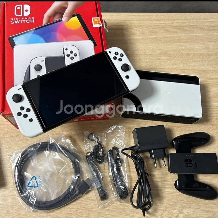 닌텐도 스위치 oled 구성품 풀박스 팜니다--1