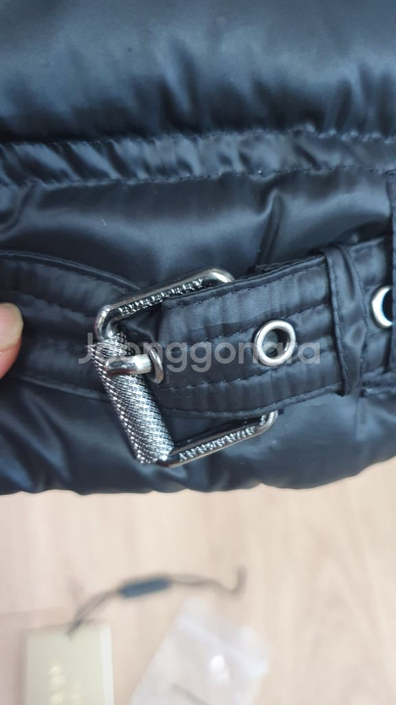 버버리 체스터포드 패딩 노퍼 m--8