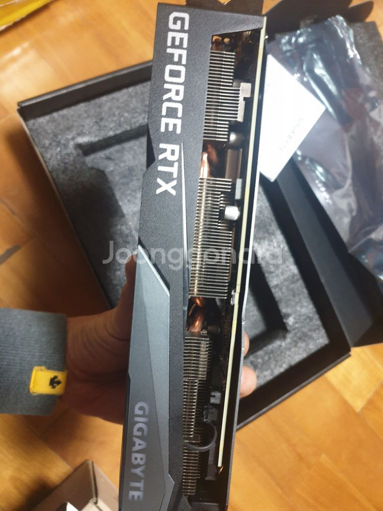 기가바이트 rtx3070 게이밍 oc 팔아요--3