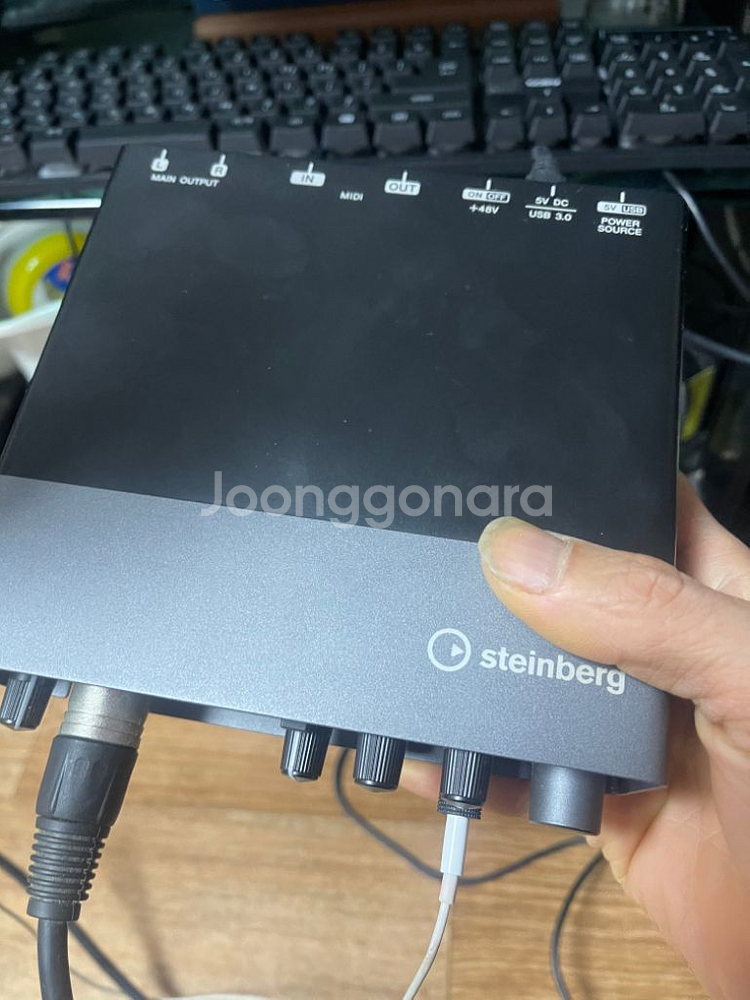 오디오 인터페이스 UR 22C 팝니다--2