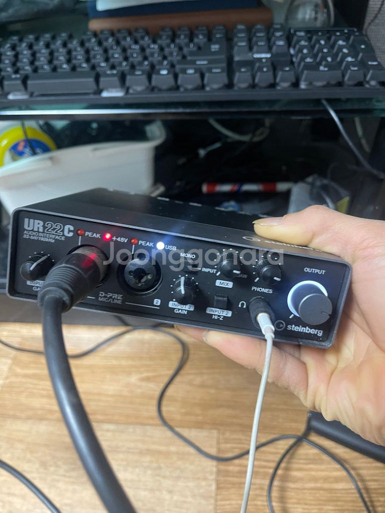 오디오 인터페이스 UR 22C 팝니다--1