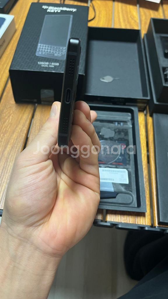 블랙베리 키투 128g 블랙 국내 정발 판매합니다.--4