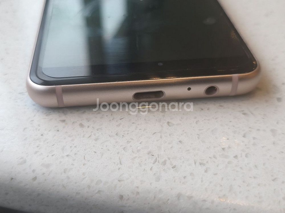 [삼성] 갤럭시 A8(A530N) 코랄블루 리퍼폰새제품--1