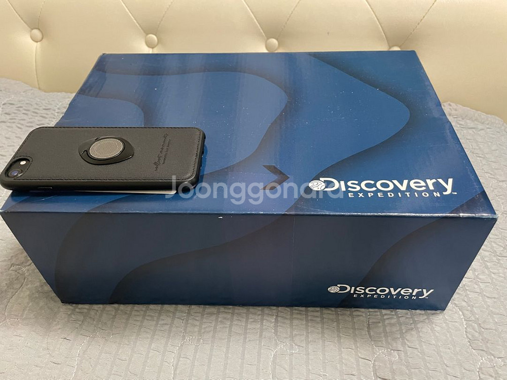 디스커버리 올블랙 여자 235사이즈 새거 판매합니다--5