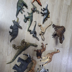 컬렉타 파보 공룡, 동물 피규어 판매합니다.