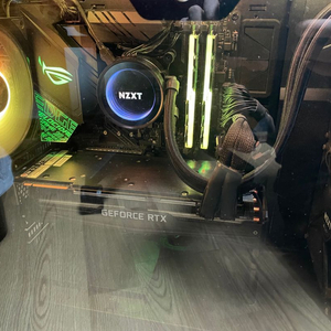 고사양 게임용 i7-9700k 2080ti 수냉식 본체