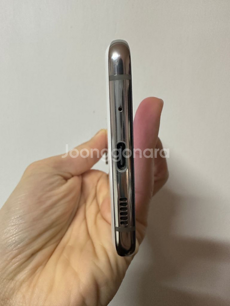 갤럭시s20플러스!! 부산 직거래!!--2