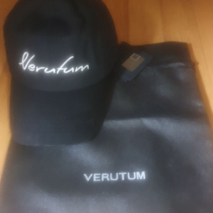 VERUTUM 모자(새제품)