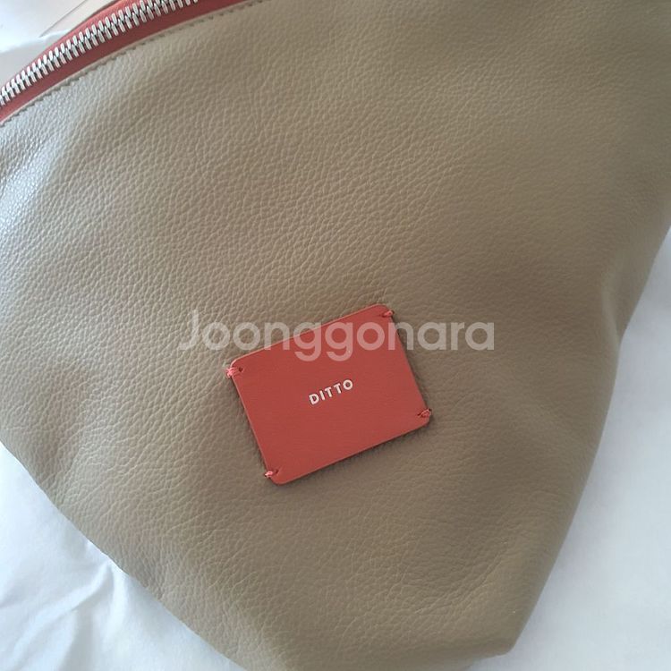 무신사 디토 슬링백 ( 정품 ) - USED--2
