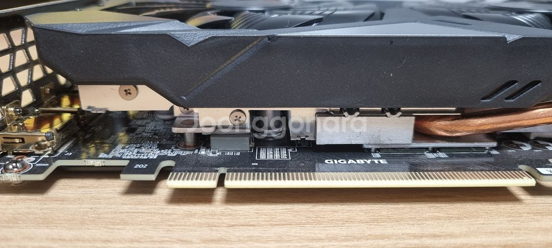 기가바이트 지포스 1660 super 그래픽카드 중고--4