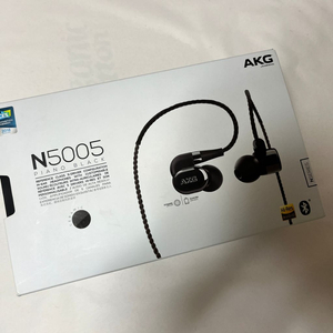 Akg n5005